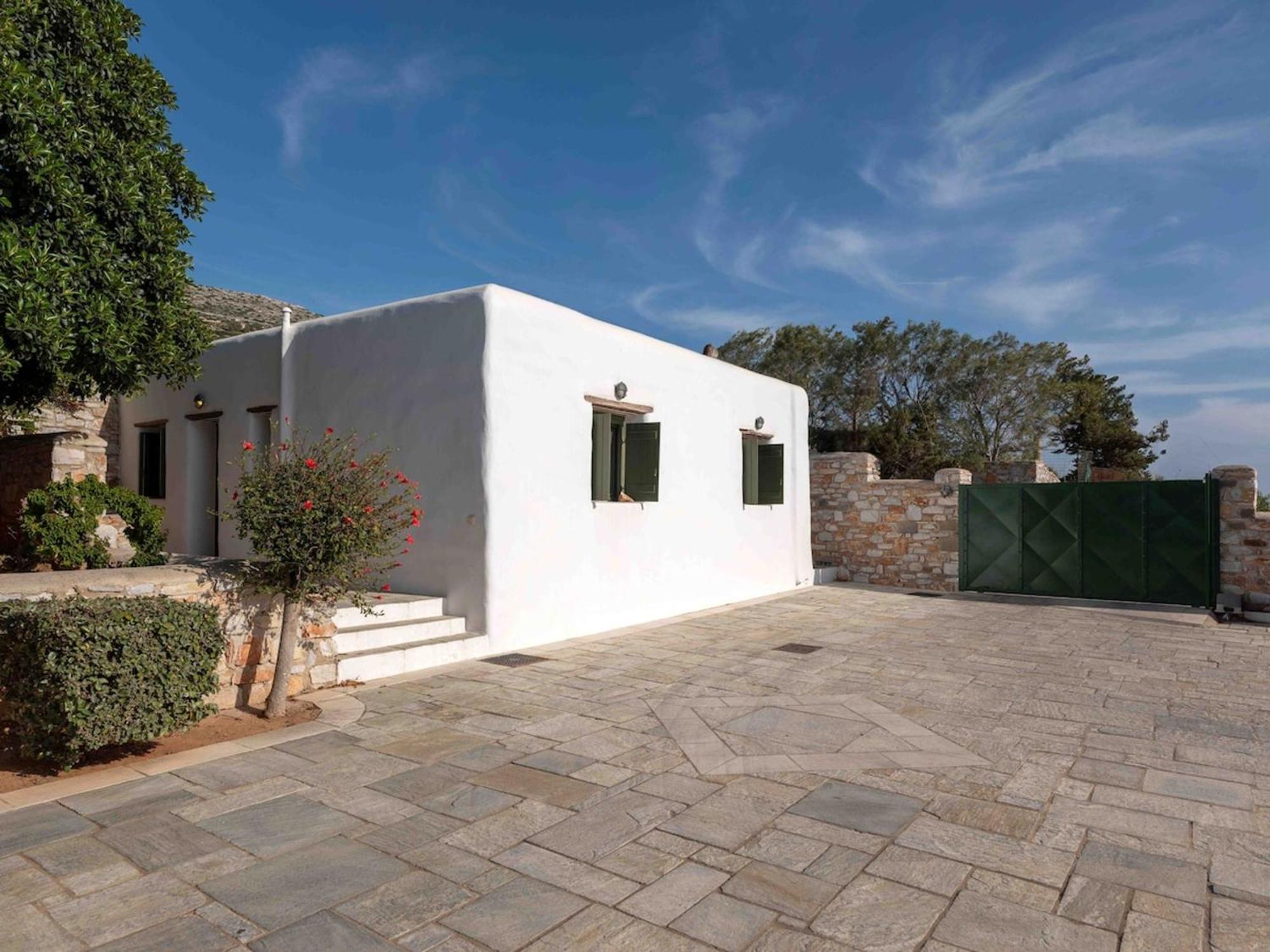 Franca Ideal For Wedding Parties *