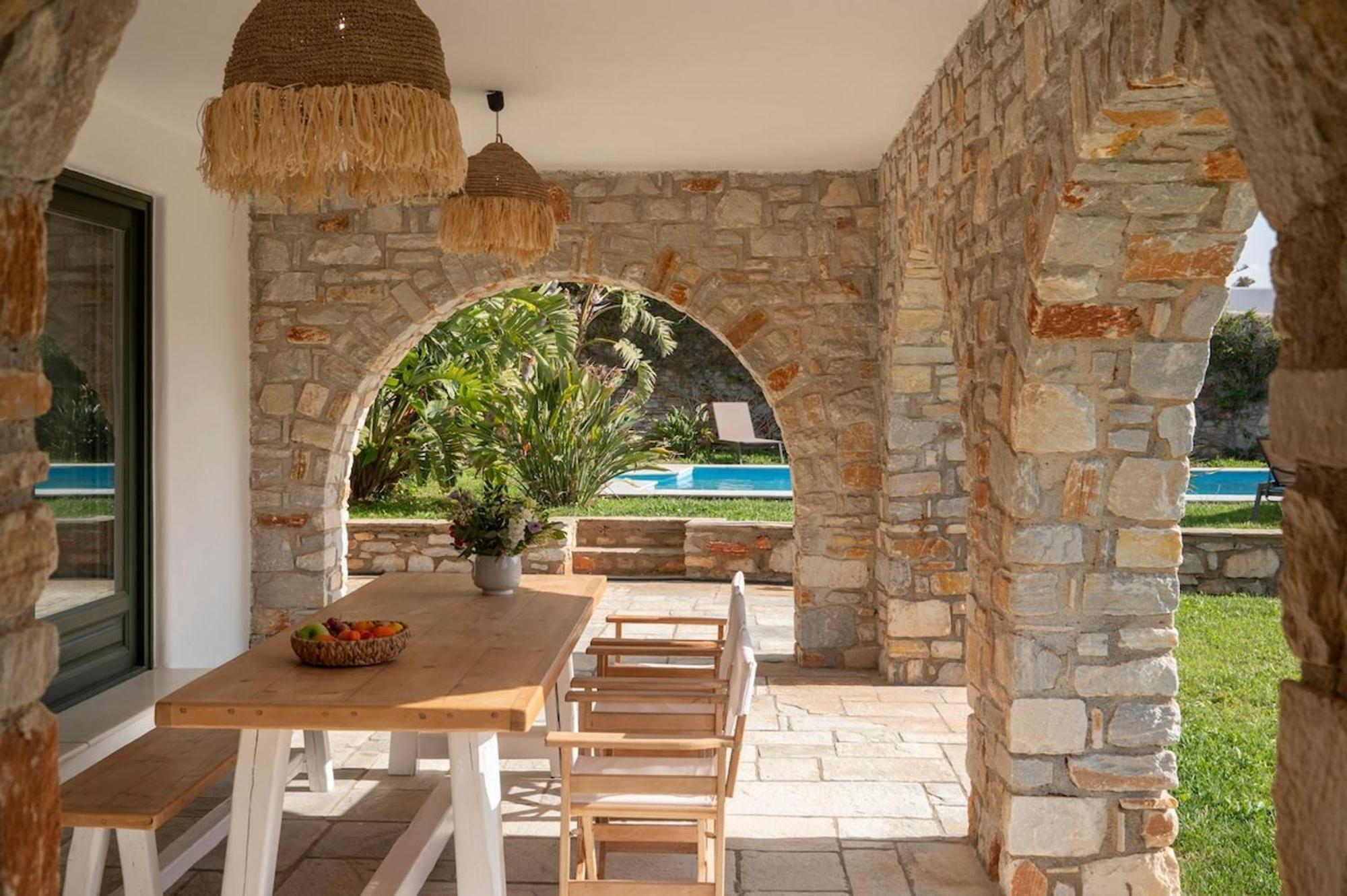 Franca Ideal For Wedding Parties